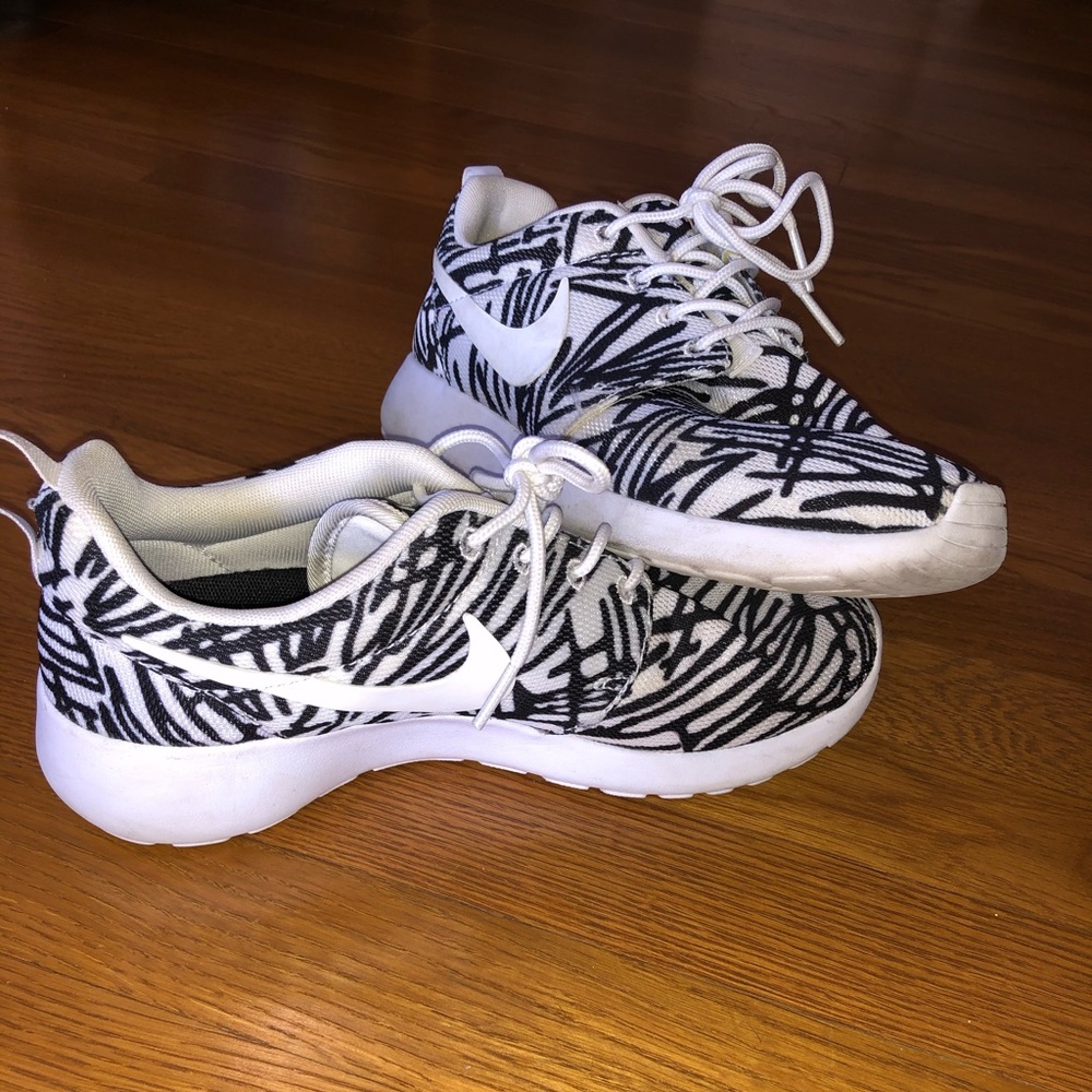 Nike Roshe Runs
